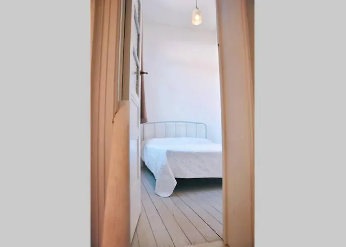 Les Eglantines In Belle Epoque Wijk *